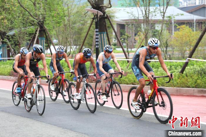 2024年亚洲铁人三项锦标赛（短距离）在江西德兴